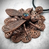 Pendentif cuivre fourmi volante dentelle insecte