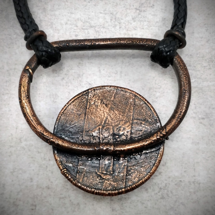 Pendentif cuivre oeil industriel steampunk