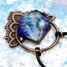 Pendentif cuivre fleur univers galaxie lotus dentelle fait-main