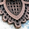 Pendentif cuivre fleur univers galaxie lotus dentelle fait-main