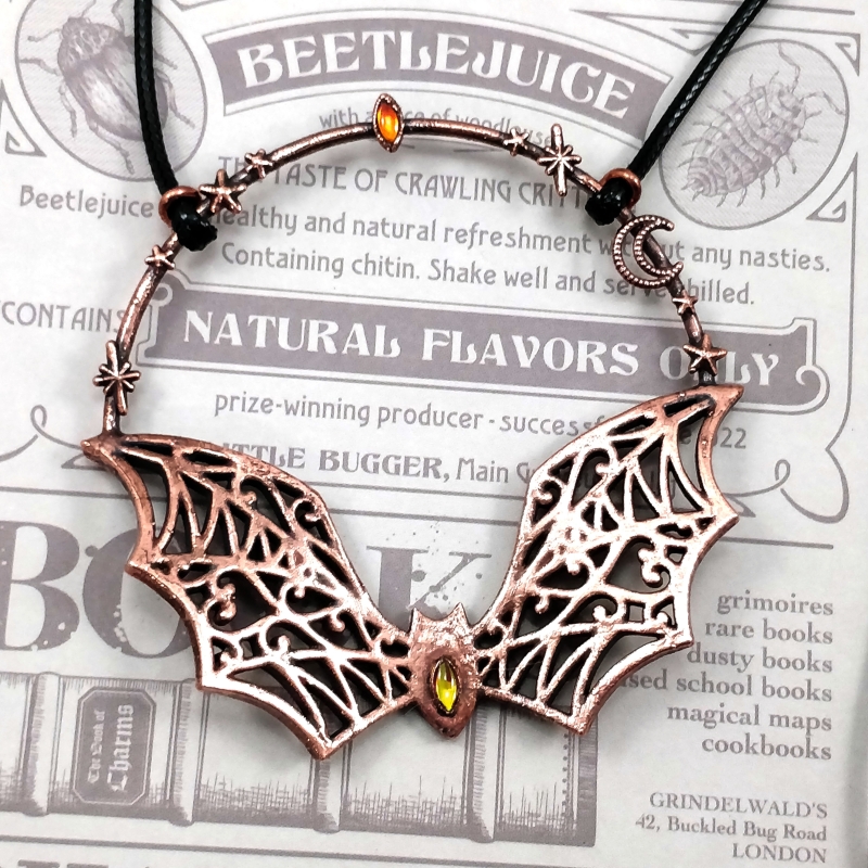 Collier Chauve-souris 1