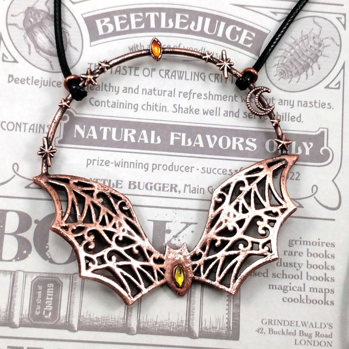 Collier Chauve-souris 1