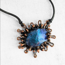 Collier cuivre bleu Orage, science fiction, bizarre, étrange, fantastique.