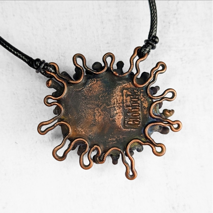 Collier cuivre bleu Orage, science fiction, bizarre, étrange, fantastique.