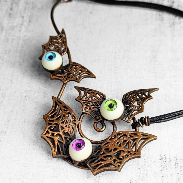 Envolée de Chauve-souris cyclopes, grand collier en cuivre, creepy, halloween