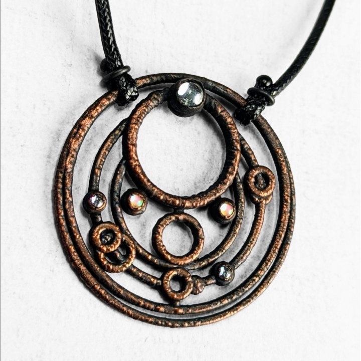 Gallifreyan / Artefact, bijou sf, science fiction, dr who, galaxie