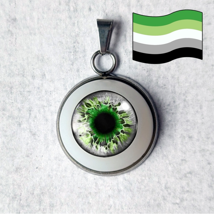 pendentif collier œil oeil yeux humain lgbt lgbtqia queer féministe aromantique aromantic