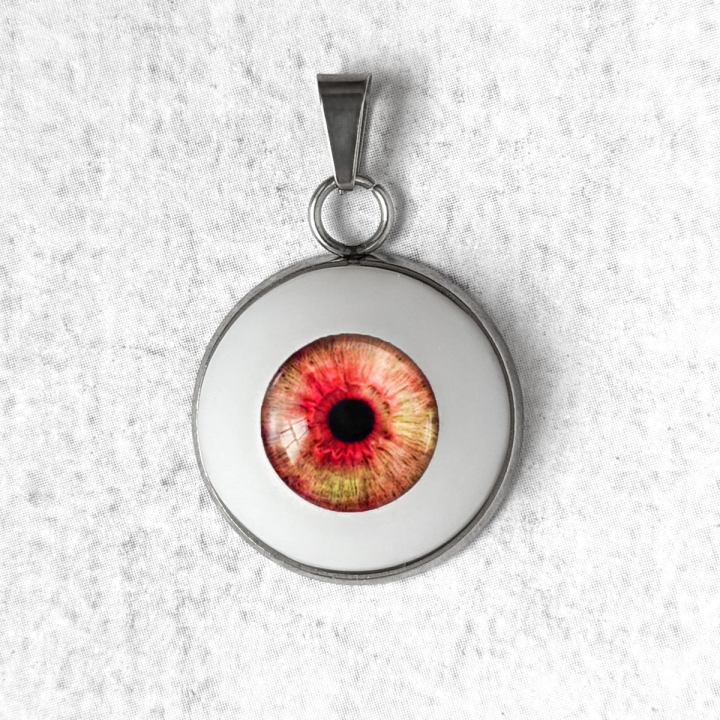 collier pendentif bijou œil humain oeil yeux creepy halloween marron
