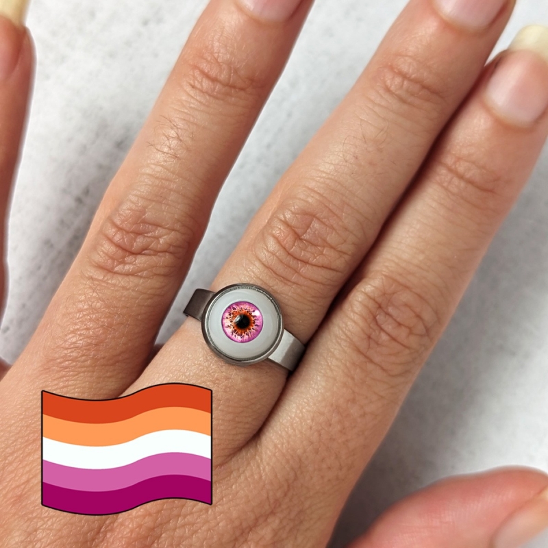 bague bijou œil oeil yeux humain lgbt lgbtqia queer féministe lesbian lesbienne