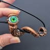 tentacule alien oeil vert