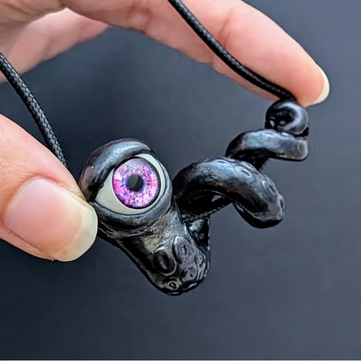 Tentacule alien oeil Violet