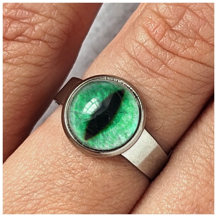Bague oeil chat émeraude