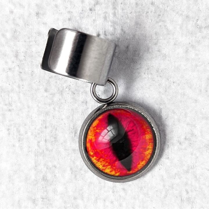 bague d'oreille Oeil de chat  rouge