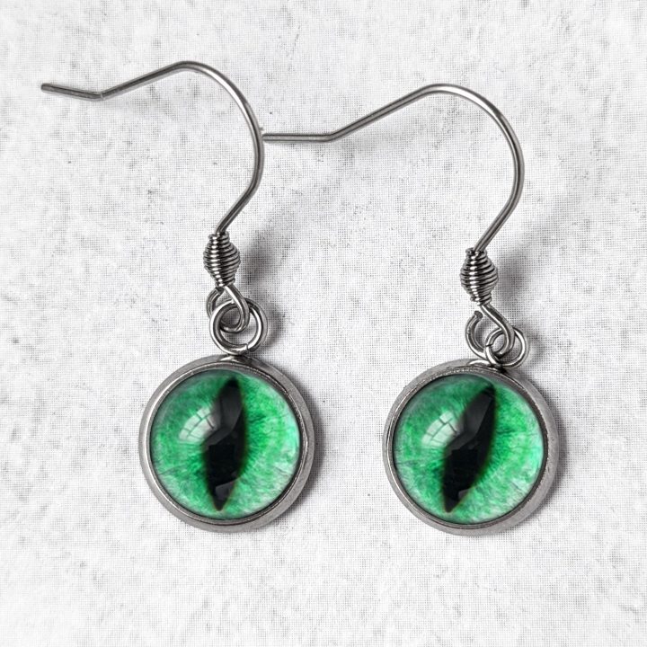 Boucles d'oreilles Œil de chat vert émeraude